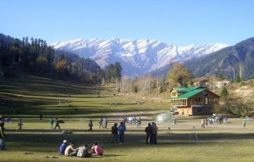 Family Getaway 6 Days Manali to kufri Vacation Package