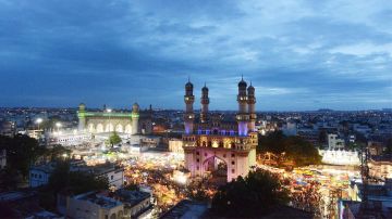 Experience 3 Days hyderabad Friends Holiday Package