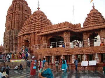 Amazing 4 Days puri Friends Tour Package
