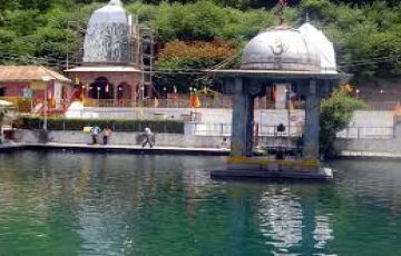 4 Days 3 Nights rs pura border to jammu Holiday Package