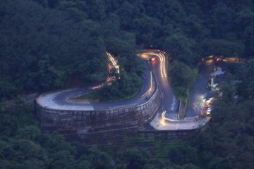 Experience 6 Days Back to Home to thekkady Holiday Package