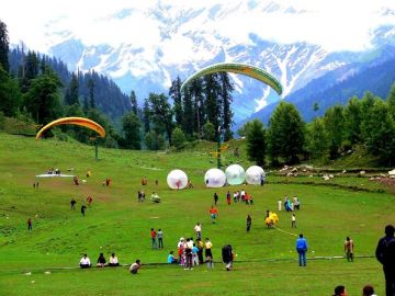 Beautiful 6 Days delhi to manali Honeymoon Holiday Package