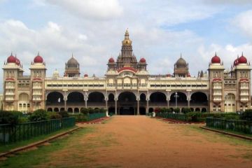 Heart-warming 4 Days Mumbai to ooty Vacation Package