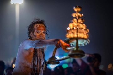 Experience 4 Days Sun Rise Boating Tour and Departure Transfer to sarnath temple tour Trip Package