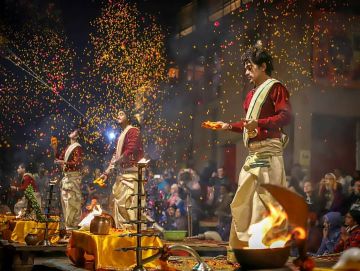 Heart-warming 5 Days 4 Nights varanasi Tour Package