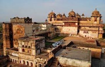 Memorable 4 Days Mumbai to orchha Holiday Package