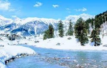 4 Days 3 Nights pahalgam Family Trip Package