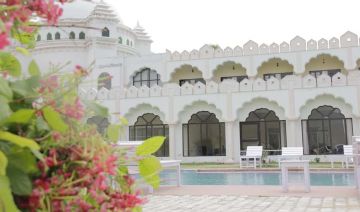 Heart-warming 2 Days 1 Night pushkar Tour Package