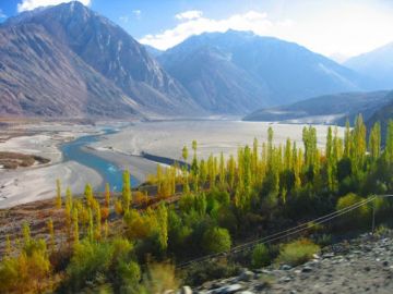 Heart-warming 7 Days 6 Nights leh with nubra Vacation Package