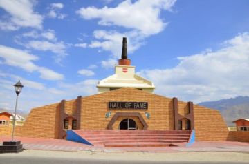 Best 5 Days 4 Nights pangong lake excursion Culture and Heritage Tour Package