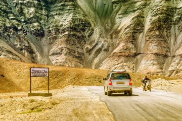 9 Days delhi to leh Family Holiday Package