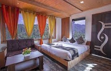 Beautiful 3 Days dalhousie Weekend Getaways Holiday Package