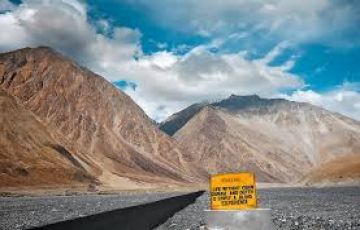 Magical 5 Days 4 Nights leh and khardungla Tour Package