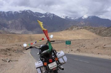 Fly High kashmir Bike Tour