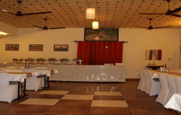 Family Getaway 3 Days 2 Nights nagpur Luxury Vacation Package