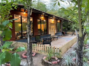 Amazing 2 Days 1 Night nagpur Family Trip Package