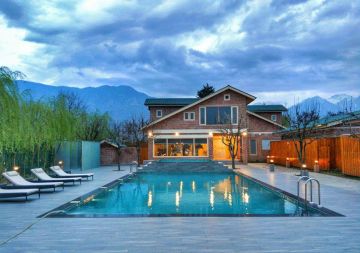 Srinagar Luxuary Package