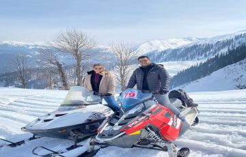 5 Days 4 Nights Gulmarg Tour Package