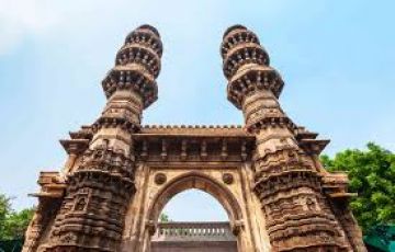 4 Days 3 Nights ahmedabad with dwarka Holiday Package