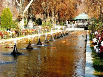 Family Getaway 3 Days 2 Nights srinagar Holiday Package