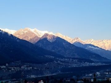 4 Days 3 Nights manali Nature Vacation Package