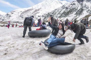 4 Days 3 Nights Manali to rohtang pass Trip Package