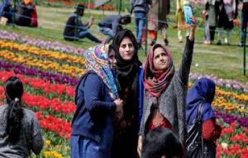 Kashmir tulip tour package 3 night 4 days