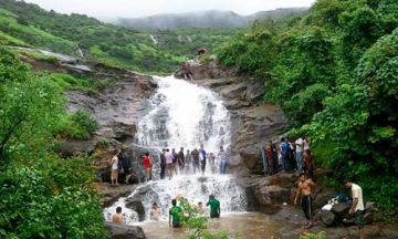 4 Days lonavala, mahabaleshwar and mumbai Family Trip Package