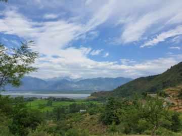 5 Nights 6 Days Kashmir Season Package