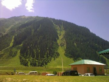 5 Nights 6 Days Kashmir Season Package