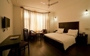 5 Nights 6 Days Kashmir Season Package