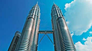 Grand Malaysia Land Package Minimum 4 Adults