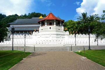 Pleasurable 4 Days Airport to kandy Holiday Package