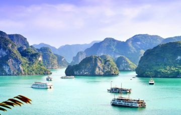 6 Days 5 Nights Hanoi Tour Package