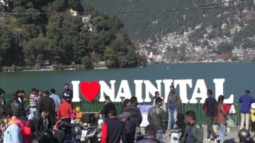 Amazing 3 Days 2 Nights nainital with delhi Holiday Package