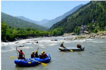 Family Getaway Manali Tour Package for couple