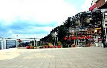 Shimla Manali Tour Package with Visit to Kufri Fun World Amusement Park