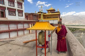 Thrilling Leh Ladakh Tour with Pangong Lake