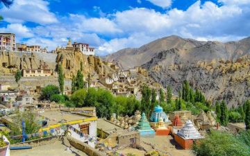 Thrilling Leh Ladakh Tour with Pangong Lake
