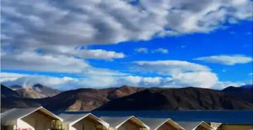 Thrilling Leh Ladakh Tour with Pangong Lake