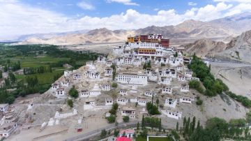 Thrilling Leh Ladakh Tour with Pangong Lake