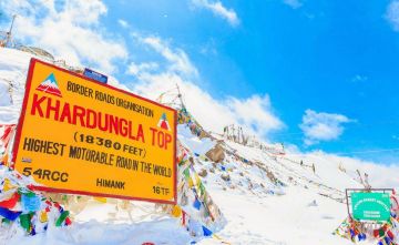 Thrilling Leh Ladakh Tour with Pangong Lake