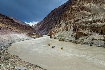 Thrilling Leh Ladakh Tour with Pangong Lake