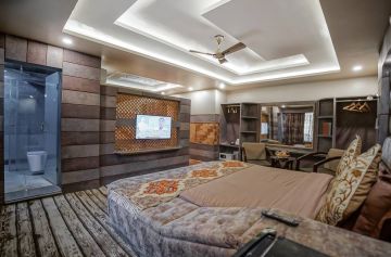 6 Days 5 Nights Srinagar Holiday Package