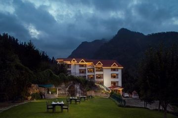 Manali Private Cab Package with Apple Country Resort