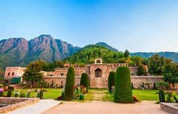 Family Getaway 3 Days srinagar airport to gulmarg Vacation Package