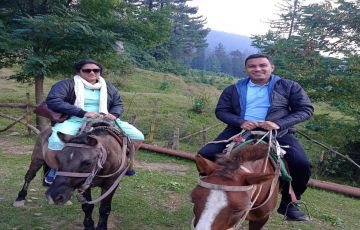 Golden tour package  for Kashmir