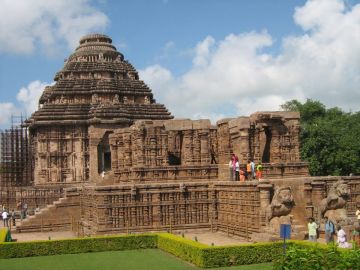 Luxury 3nights 4 Days Bhubaneswar, Puri, Konark Trip Package