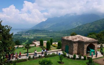 6 nights 7 days katra and kashmir tour package for 4 persons