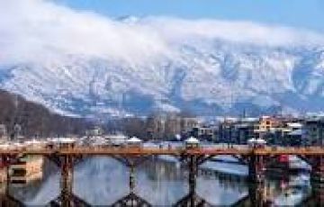 5 Days 4 Nights Srinagar, Srinagar to Gulmarg, Srinagar to sonmarg with Srinagar to pahalgam Tour Package by EMEC Holidays